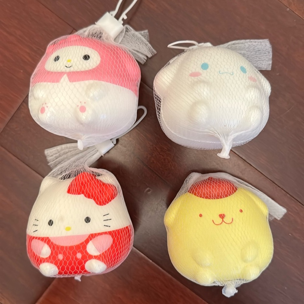 Cute Hello Kitty Squishys
